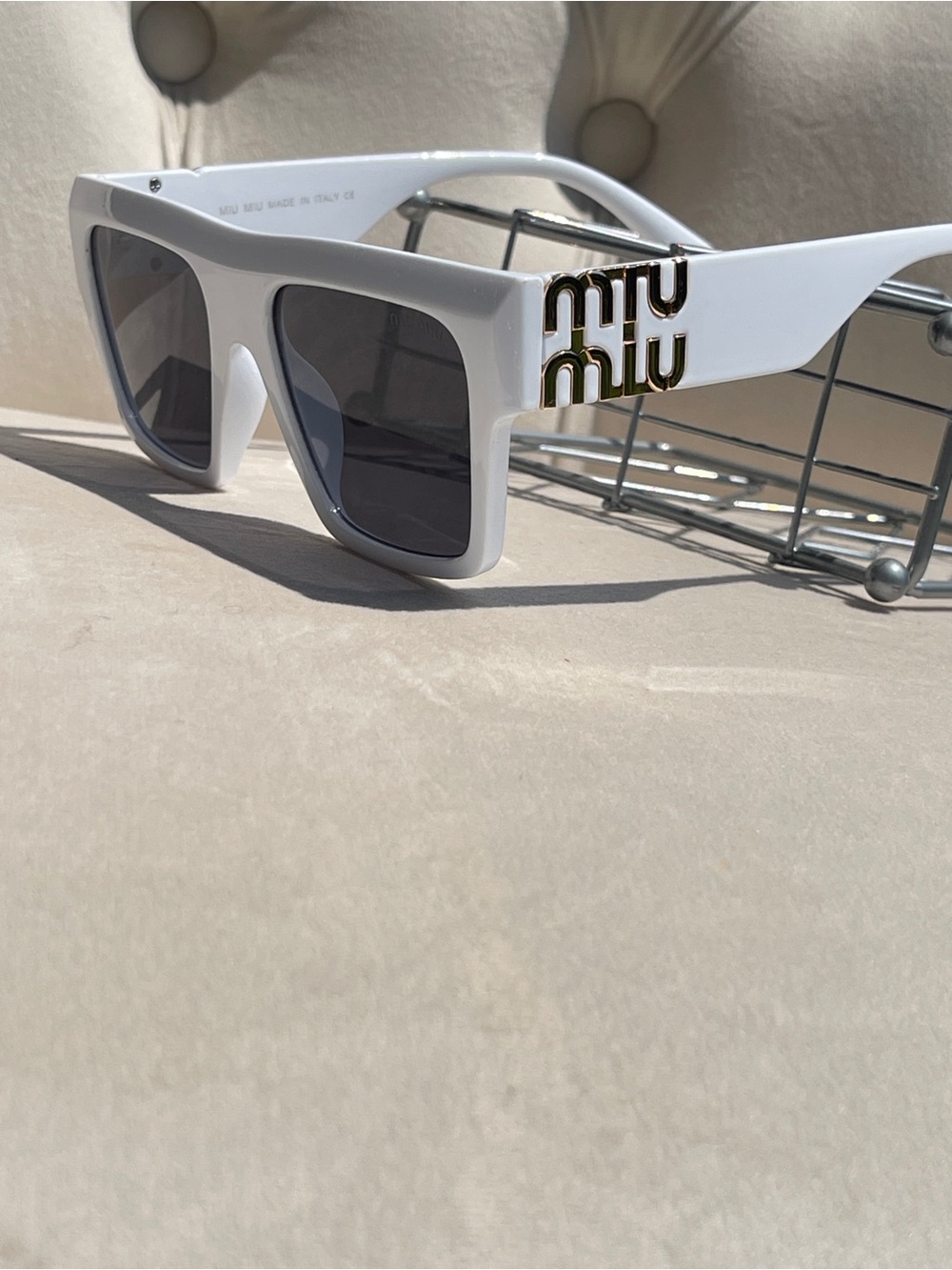 Luxury designer Sunglasses with Dark Gray Lenses and Gold Logo